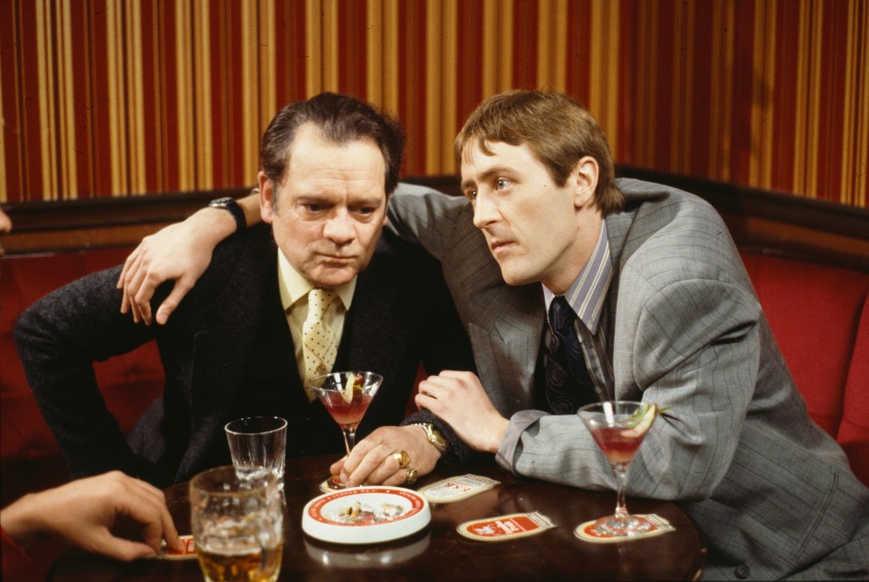 David Jason and Nicholas Lyndhurst in a pub scene from Only Fools and Horses.