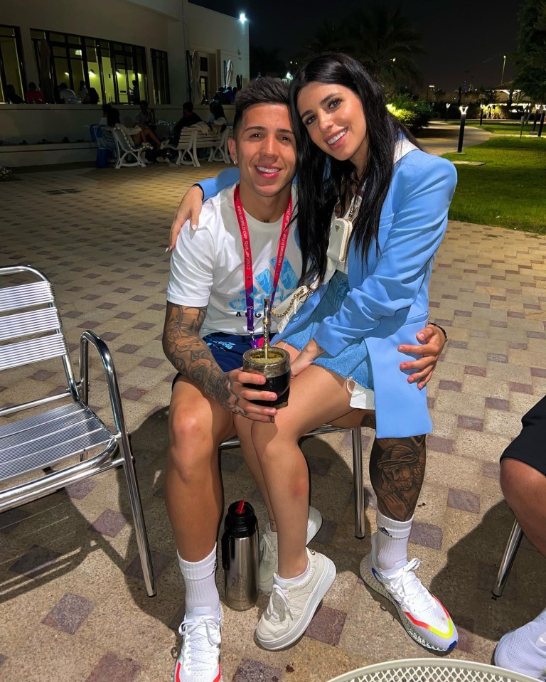 Enzo Fernandez with his girlfriend.