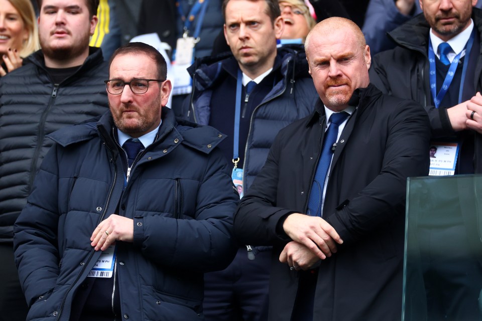 Everton manager Sean Dyche and director of football Kevin Thelwell at a Premier League match.