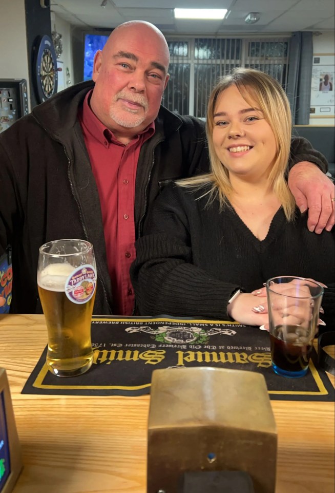 A young woman and her father meet for the first time in a pub.