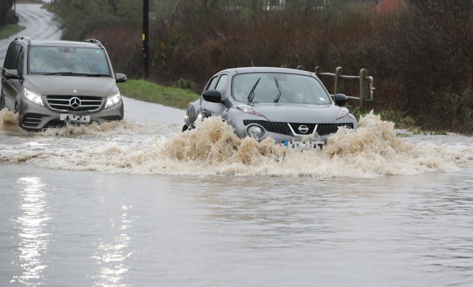 Floods in Essex on Sunday after heavy snow