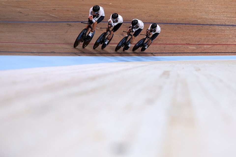 German cycling team in team pursuit.