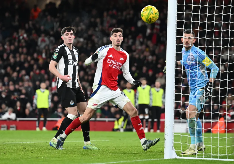 Arsenal played with a different ball in their Carabao Cup semi-final first-leg defeat to Newcastle