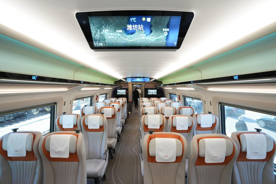 Interior of a CR450AF bullet train's economy class carriage.