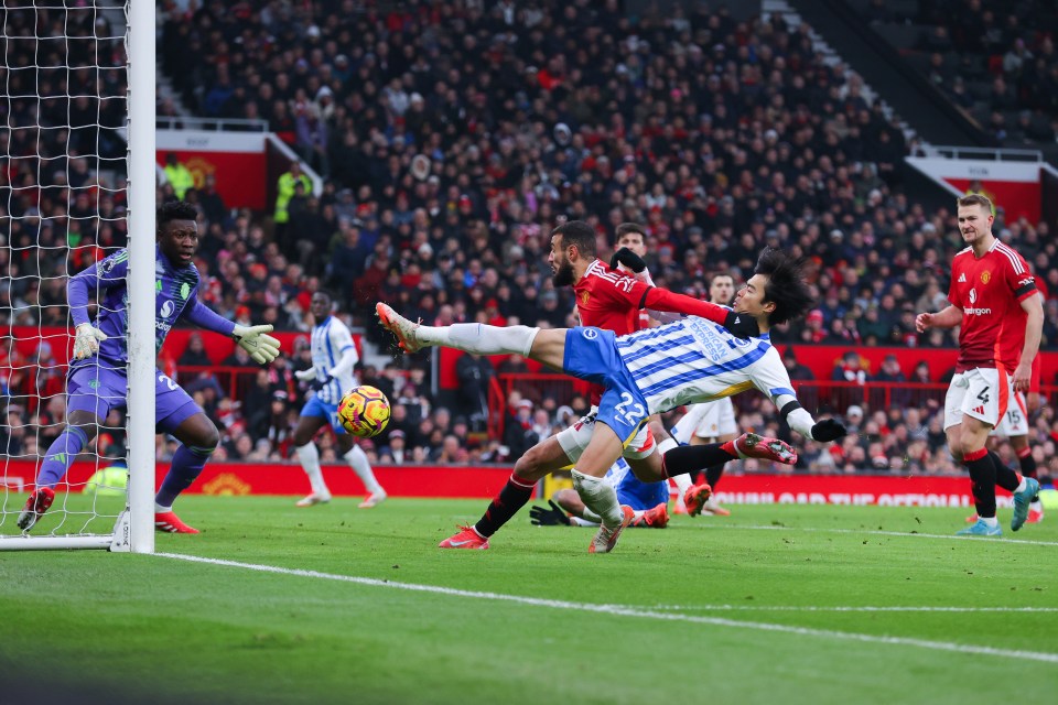 Kaoru Mitoma scoring a goal for Brighton.