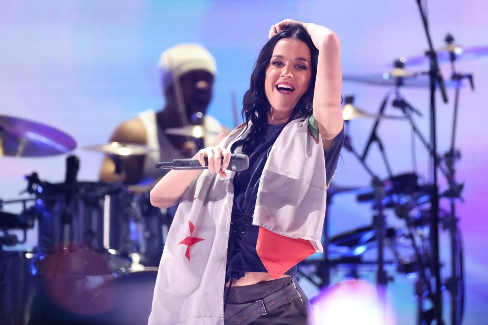 Katy Perry performing at a FireAid benefit concert.