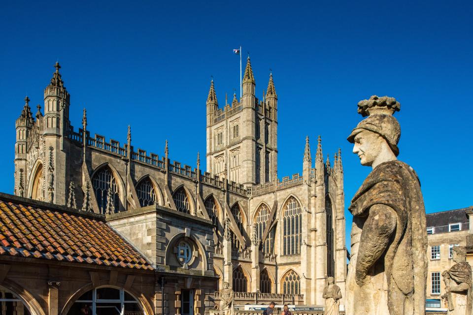 Statue of Suetonius Paulinus, governor who subdued the Boudiccan rebellion, with Bath Abbey in the background.