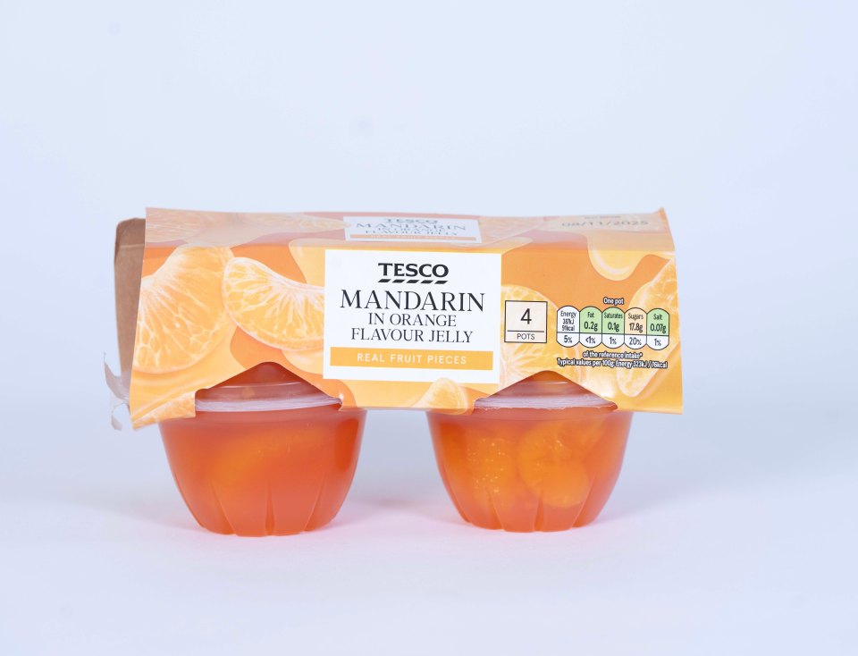 Tesco mandarin in orange flavour jelly with real fruit pieces.