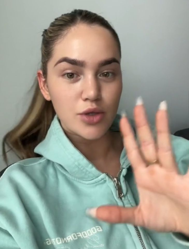 Love Island star Anna-May Robey discussing an Uber driver incident.