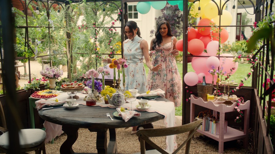 A trailer clip of Meghan and Mindy Kaling in her new Netflix show