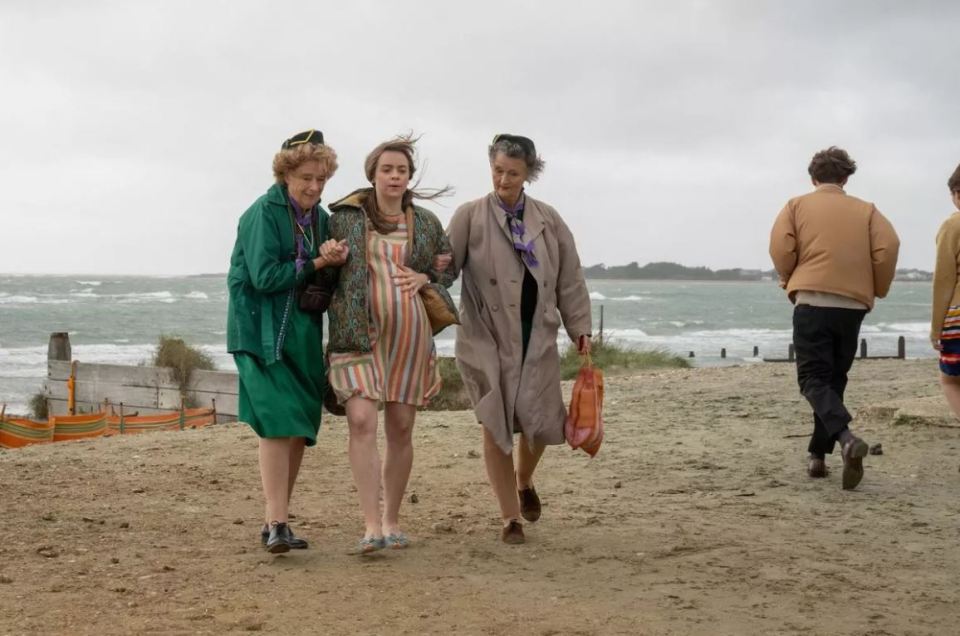 CALL THE MIDWIFE - WEST WITTERING BEACH FILMING