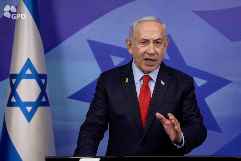 Benjamin Netanyahu giving a televised statement.