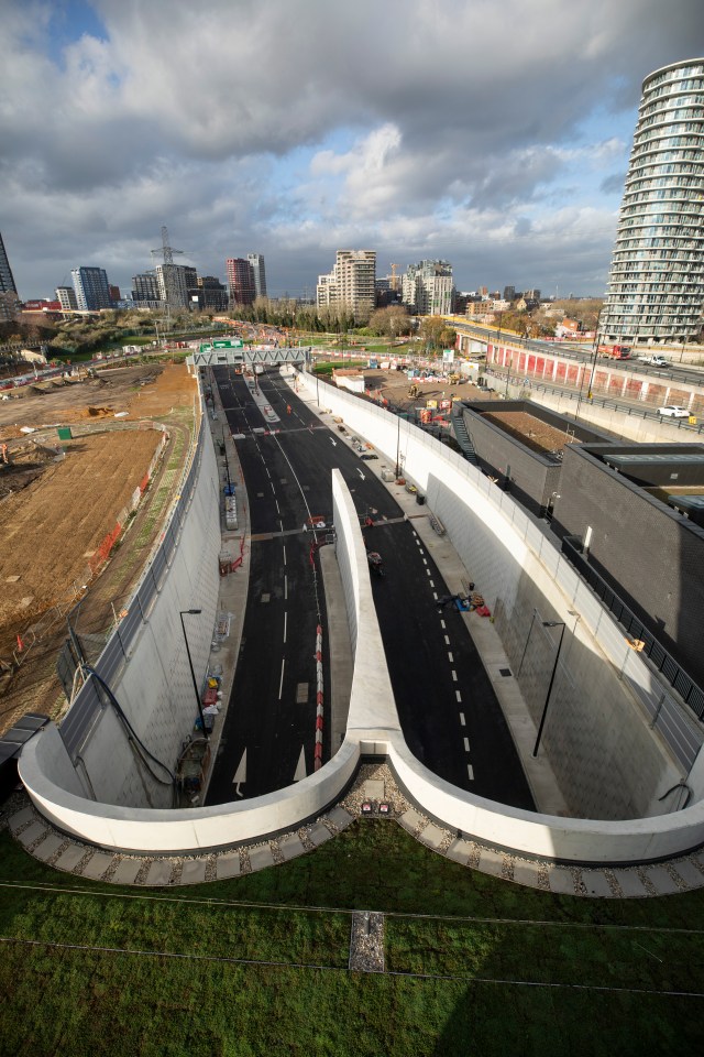 Aerial view of the Silvertown Tunnel under construction.