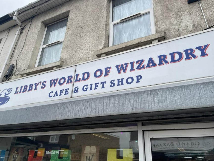 Libby's World of Wizardry cafe and gift shop closing.