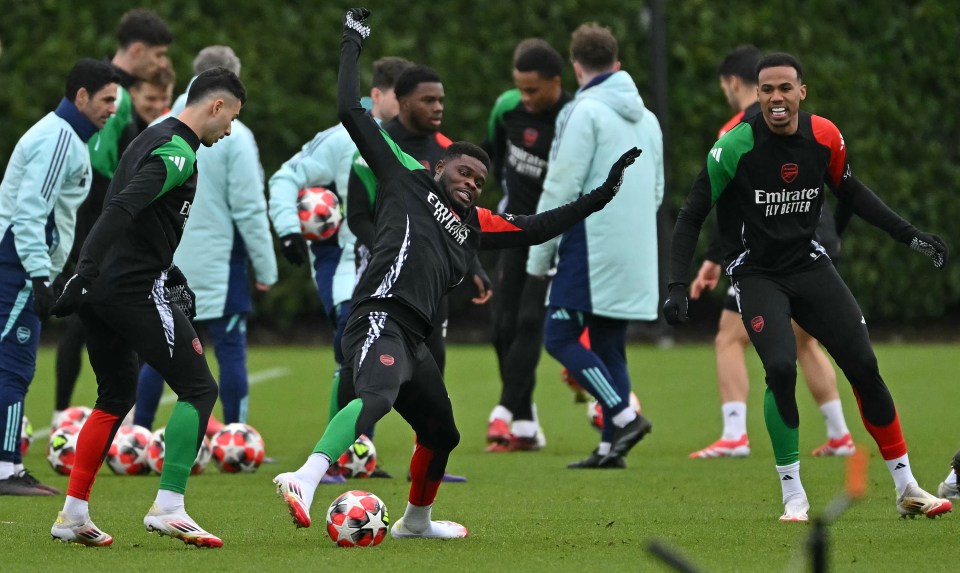 Arsenal's Thomas Partey participates in a training session.