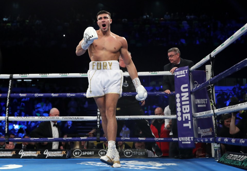 Tommy Fury victorious in a light-heavyweight boxing match.