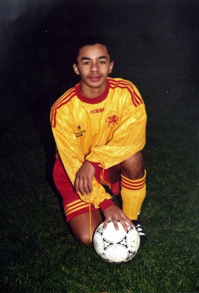 Leon Jeanne in Wales U21 soccer uniform.