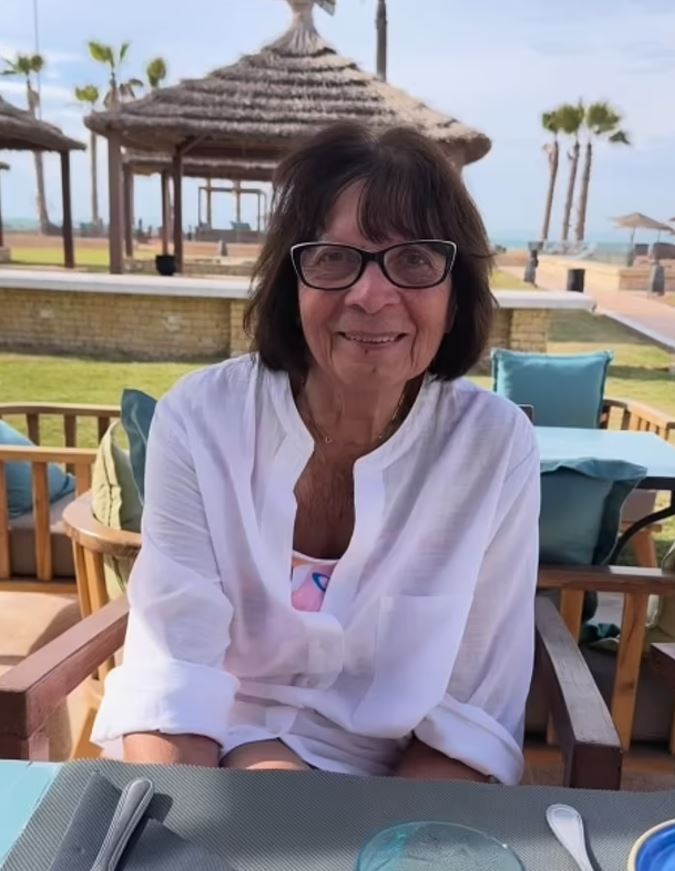 Wheel of Fortune star Jenny Powell’s 92-year-old mother made an appearance on her Instagram