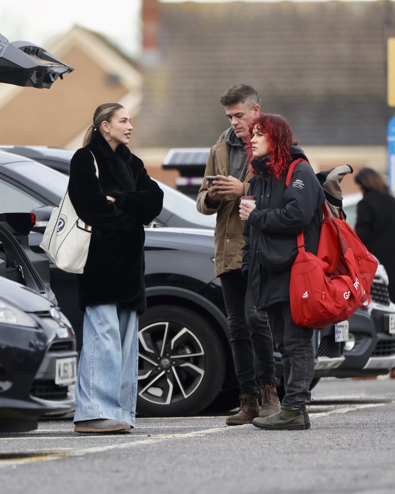 Zara McDermott seen in Romford, UK, after her split from Sam Thompson.