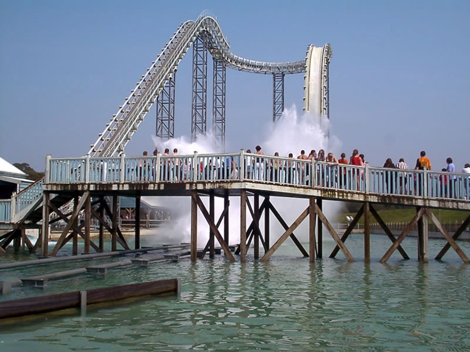 Theme park ride being demolished after a fatal accident.