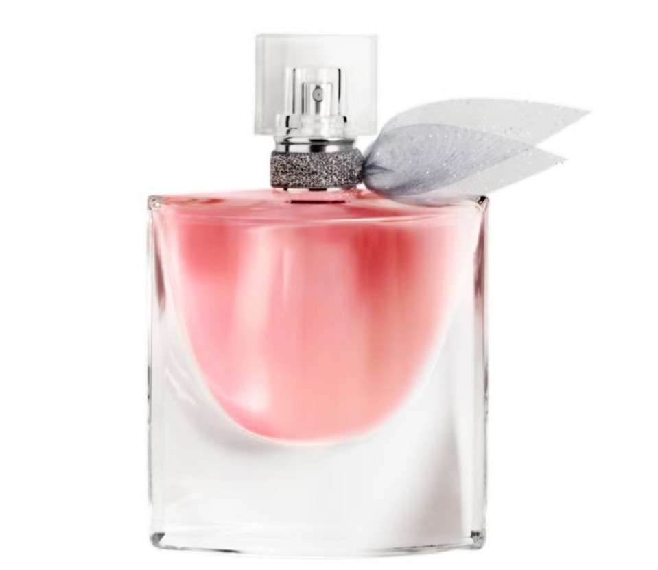 Lancome La Vie est Belle perfume bottle.