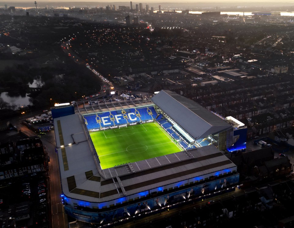 Aerial view of Goodison Park stadium at night.