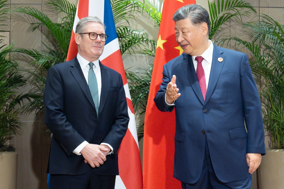 Keir Starmer and Xi Jinping meeting at the G20 summit.