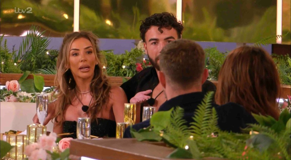 Screenshot of Ekin-Su at a Love Island dinner party.