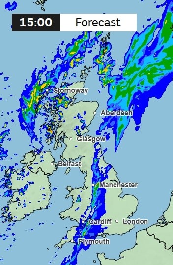 UK weather forecast map showing heavy rain at 15:00.