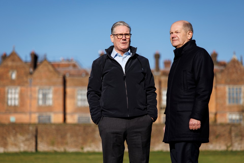 Keir Starmer and Olaf Scholz at Chequers.