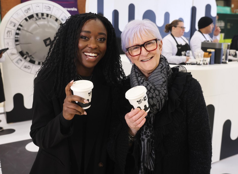 *** FREE FOR EDITORIAL USE ***<br />
Perfect pairing, Minah and Linda, come together to surprise commuters with free oat flat white coffees and prizes - marking launch of a collaboration between Nespresso and Oatly.