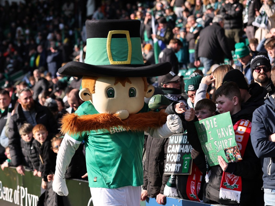 Soccer Football - FA Cup - Fourth Round - Plymouth Argyle v Liverpool - Home Park, Plymouth, Britain - February 9, 2025 Plymouth Argyle mascot Pilgrim Pete inside the stadium before the match REUTERS/David Klein