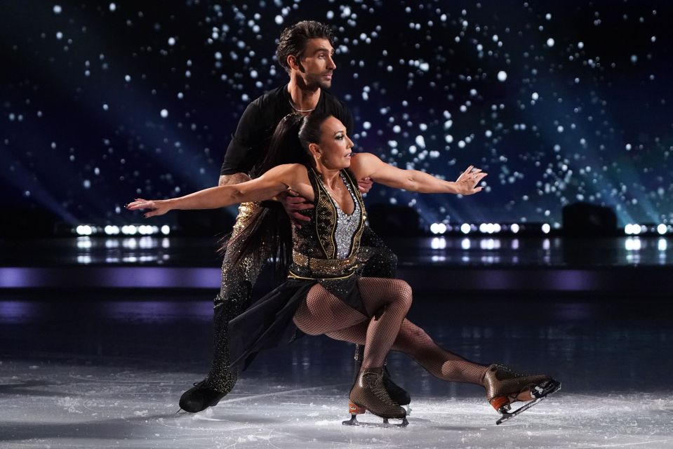 Chris Taylor and Robin Johnstone ice skating on Dancing on Ice.