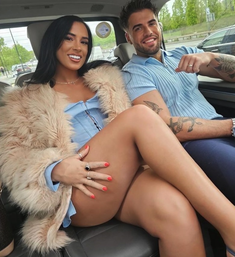 Lacey Martin and Nathan Campbell in a car.