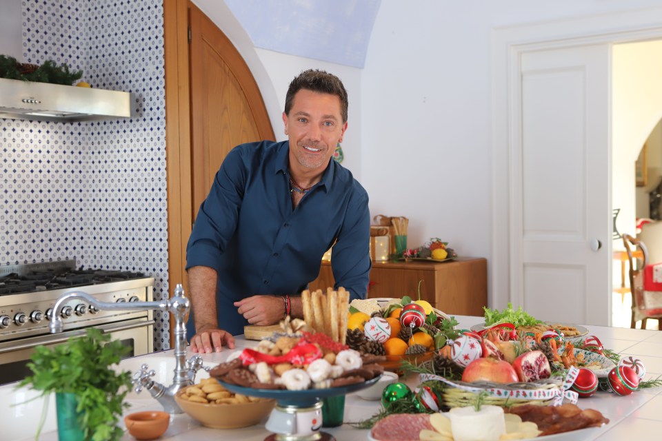 Gino D’Acampo preparing a festive Italian Christmas meal.