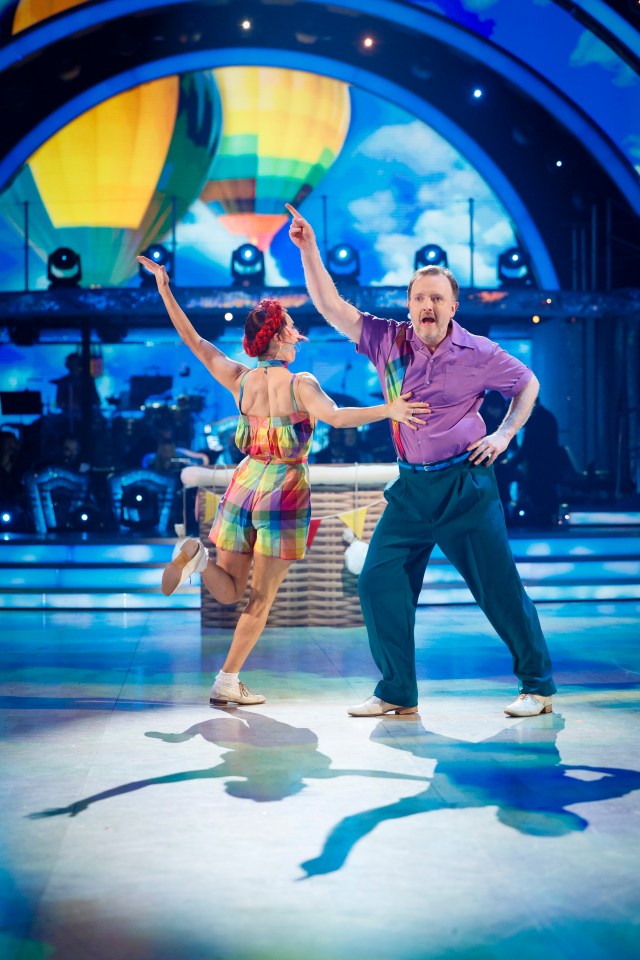 Chris McCausland and Dianne Buswell dancing on Strictly Come Dancing.