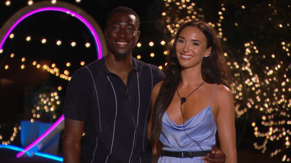 Deji and Lacey from Love Island.