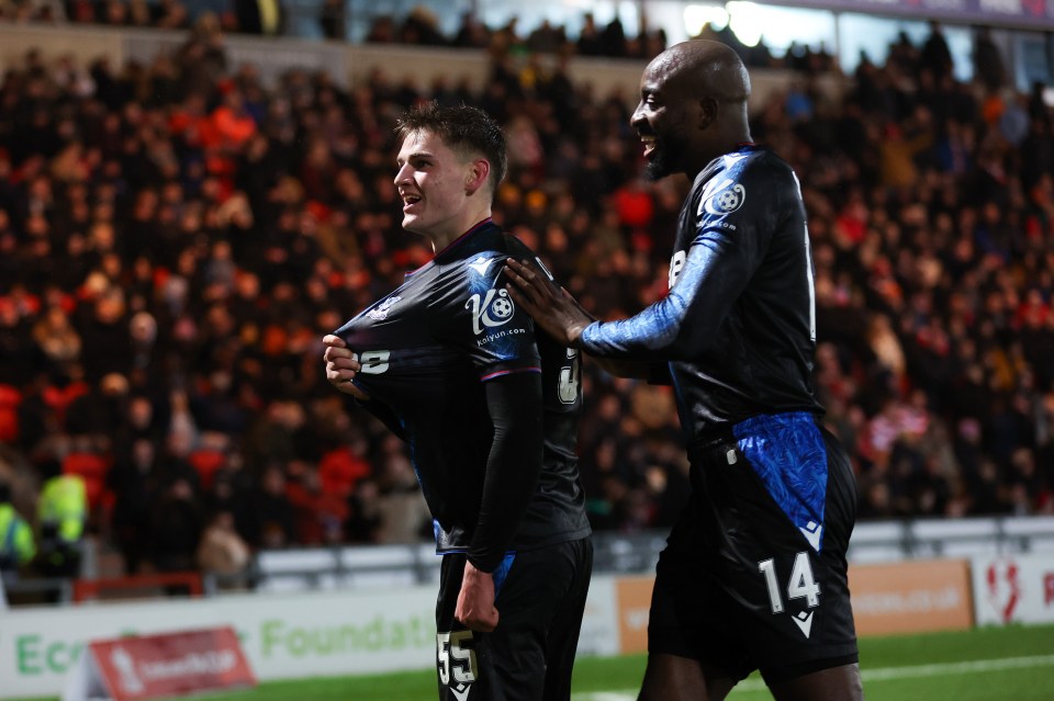 Crystal Palace players celebrating a goal.