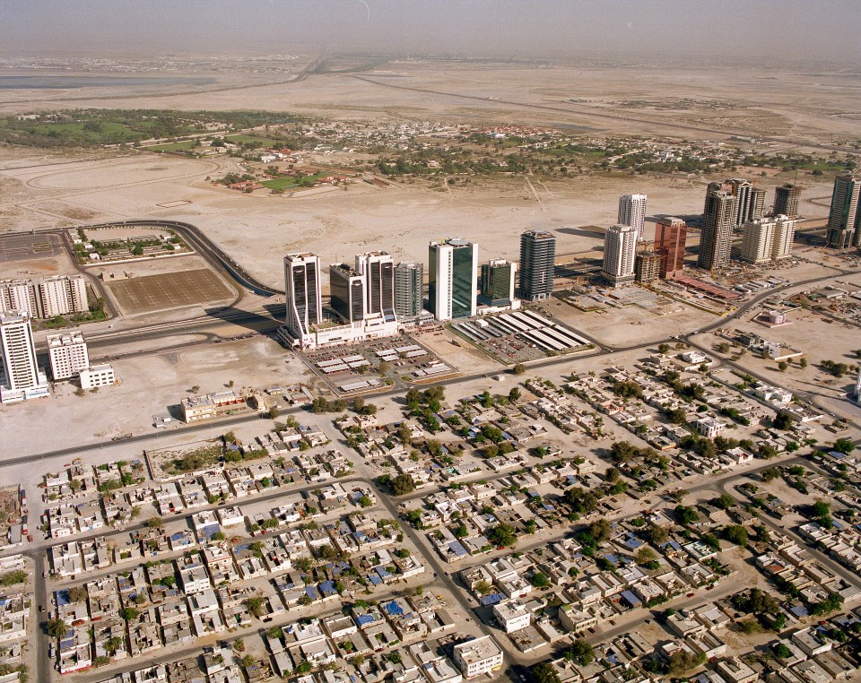 Aerial view of Old Dubai in the 1990s.