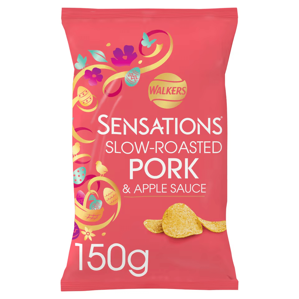 Bag of Walkers Sensations Slow-Roasted Pork & Apple Sauce crisps (150g).