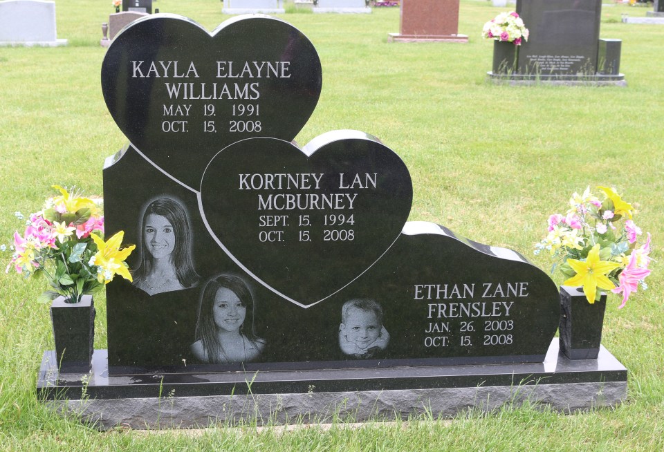 Headstone for Kayla Williams, Kortney McBurney, and Ethan Frensley.