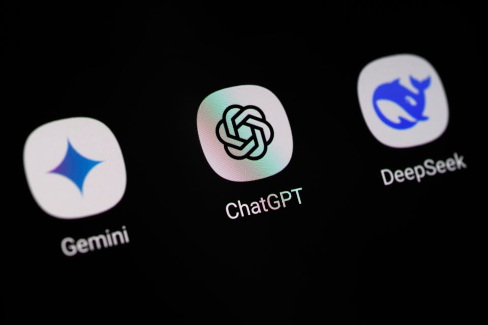 Smartphone screen displaying Gemini, ChatGPT, and DeepSeek app icons.